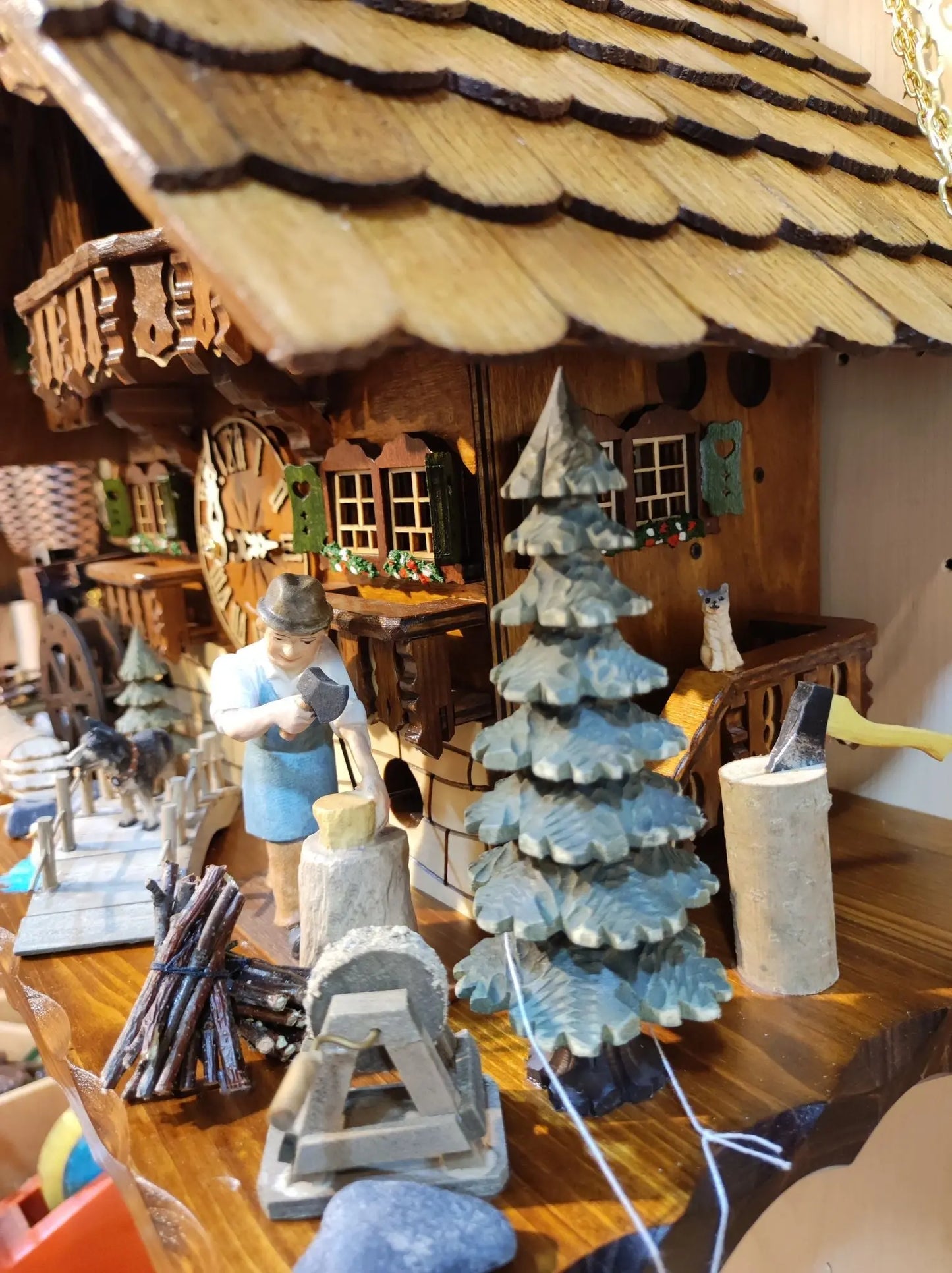 Black Forest house with wood chopper and sawmill 8 days Cuckoo clock with music Hekas