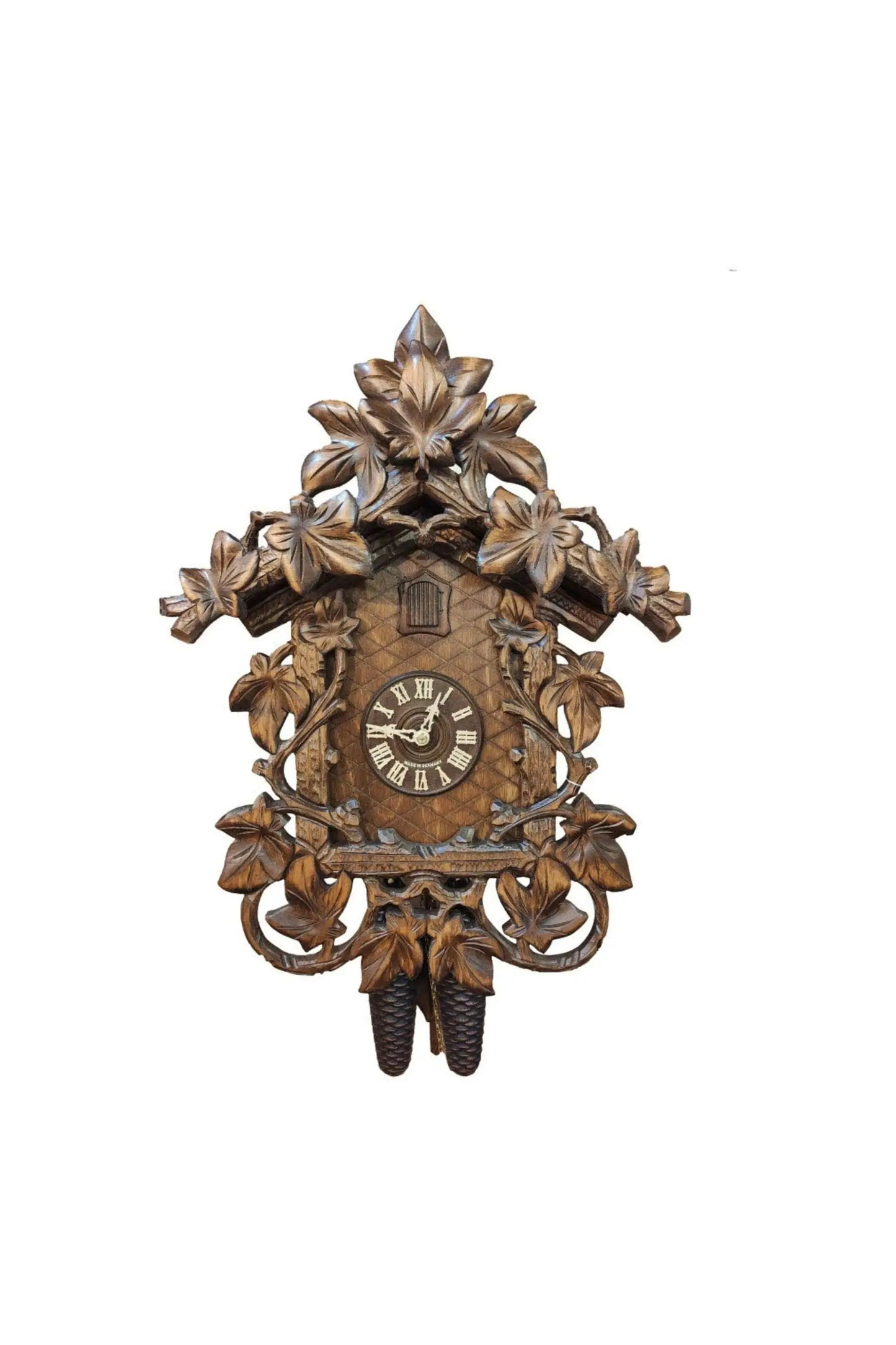 18 leaf carved traditional style 8 day cuckoo clock Hekas